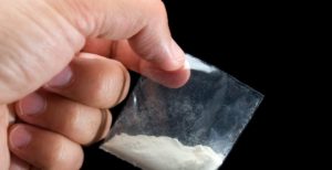Cómo ayudar a un cocainómano adicto