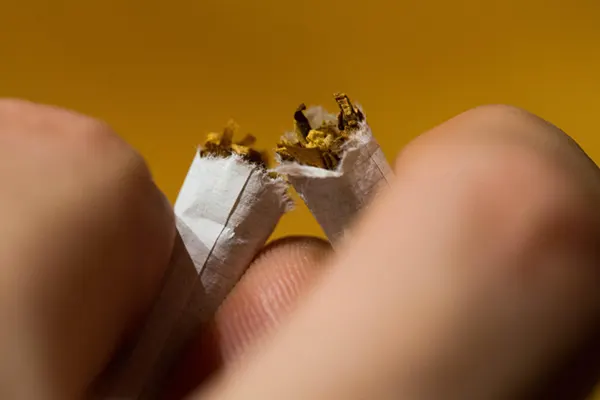 Dejar el cannabis sin una reducción progresiva puede generar distintos efectos secundarios de dejar de fumar porros de golpe. Muchas personas deciden abandonar el consumo abruptamente sin conocer las reacciones...