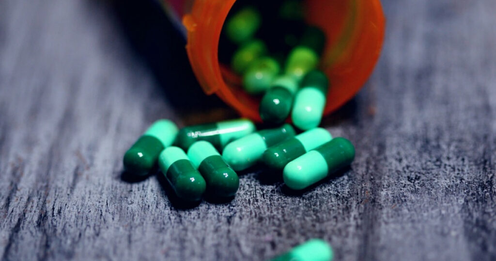 Descubre qué son las drogas estimulantes, sus efectos y riesgos para la salud. En Clínica NO-A Valencia ofrecemos tratamiento especializado para superar la adicción.